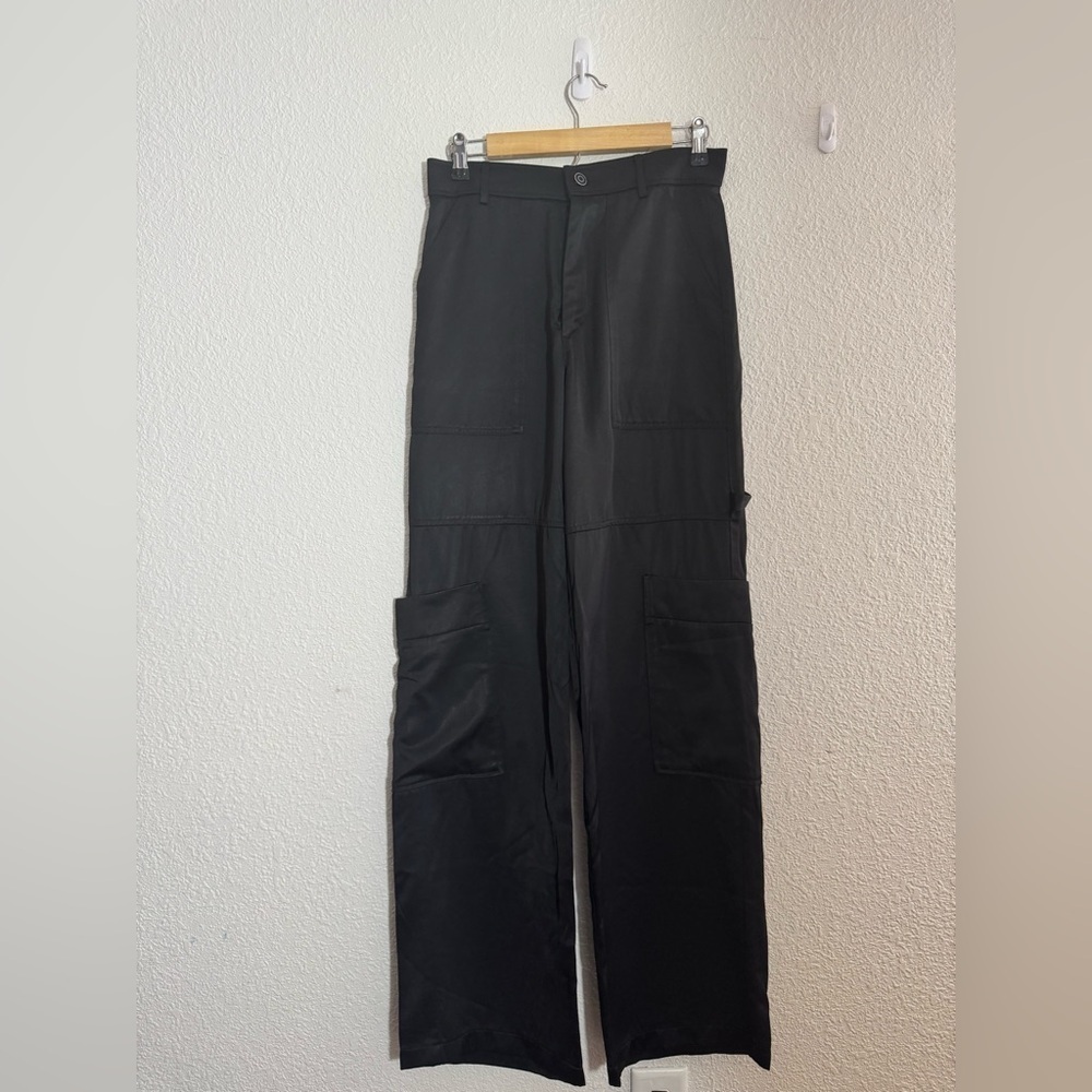 Zara Black Cargo Pants Medium